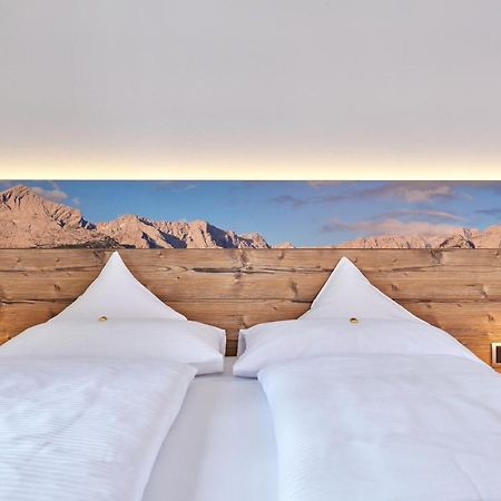 Gaestehaus Angela Garmisch-Partenkirchen Exteriér fotografie